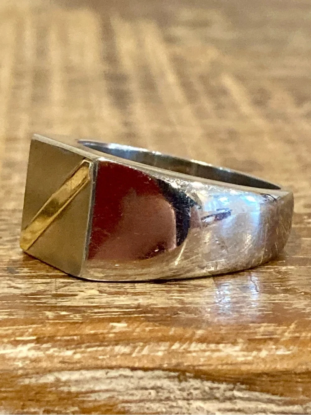 Mens Steel & 14K Gold Diagonal Stripe Signet Style Ring Size 10.25 China
